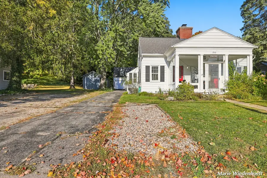 722 Lake Street, Saugatuck, MI 49453 - #3