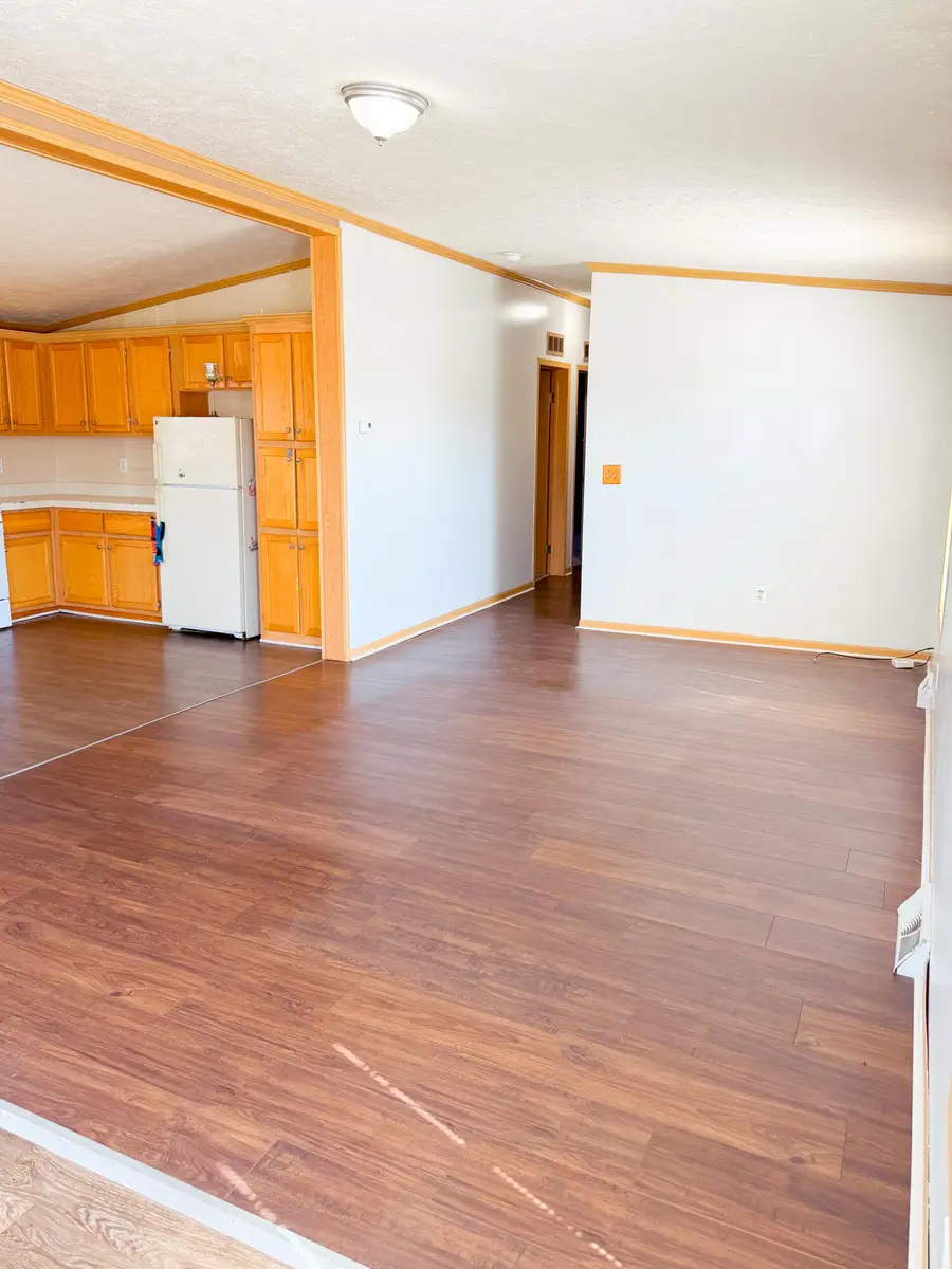 2040 Reo Avenue, Lincoln Park, MI 48146 - #3