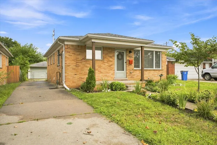 6518 Fenton Street, Dearborn Heights, MI 48127 - #2
