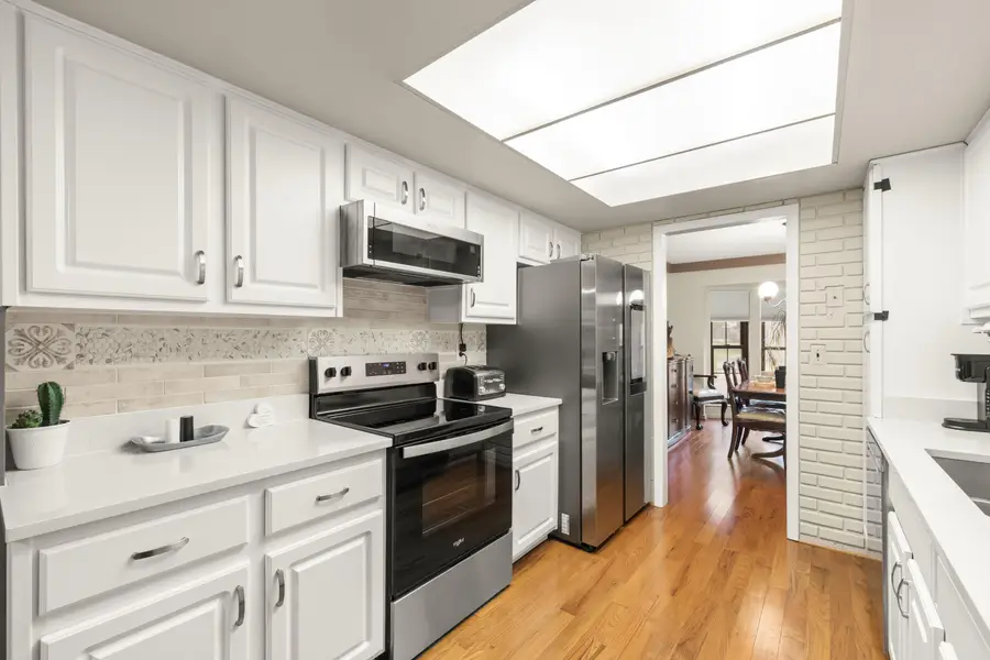 25073 Oakbrooke Drive, Southfield, MI 48033 - #2