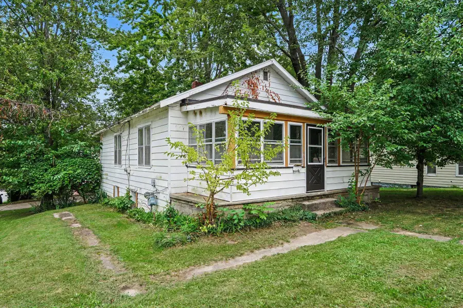 952 Calvary Avenue Nw, Grand Rapids, MI 49504 - #3