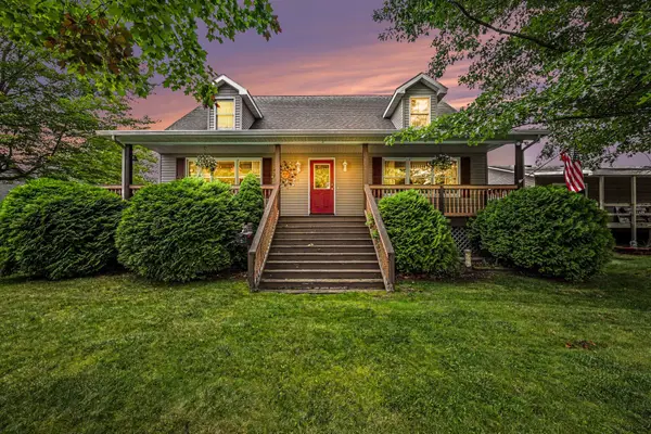 17077 Blackfoot Trail, Howard City, MI 49329