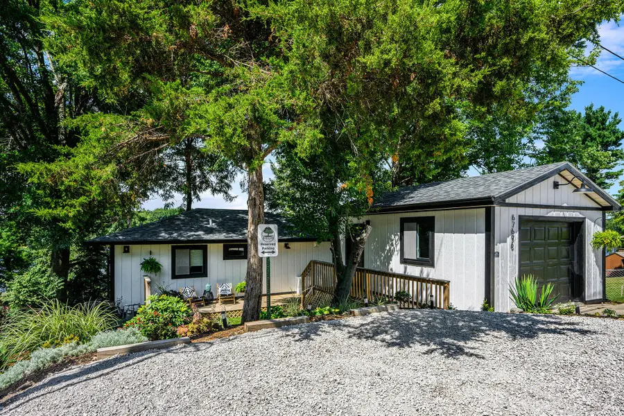 67696 Thunderbird Drive, Sturgis, MI 49091 - #2