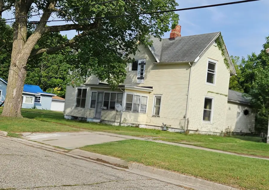 122 Oak Street, Dowagiac, MI 49047 - #3
