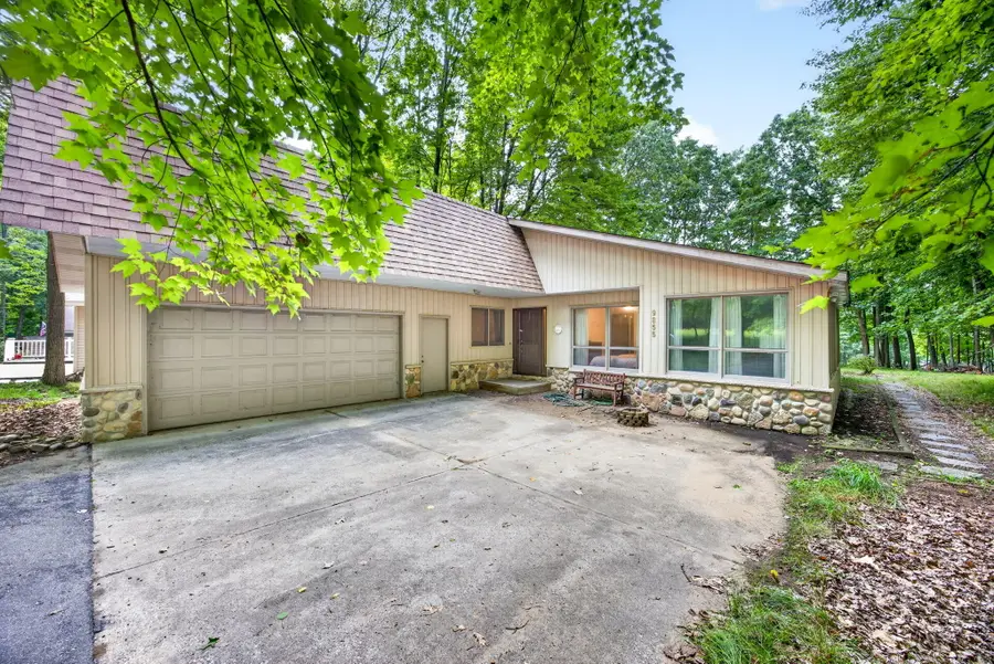 9855 Golf Port Drive N, Canadian Lakes, MI 49346 - #2