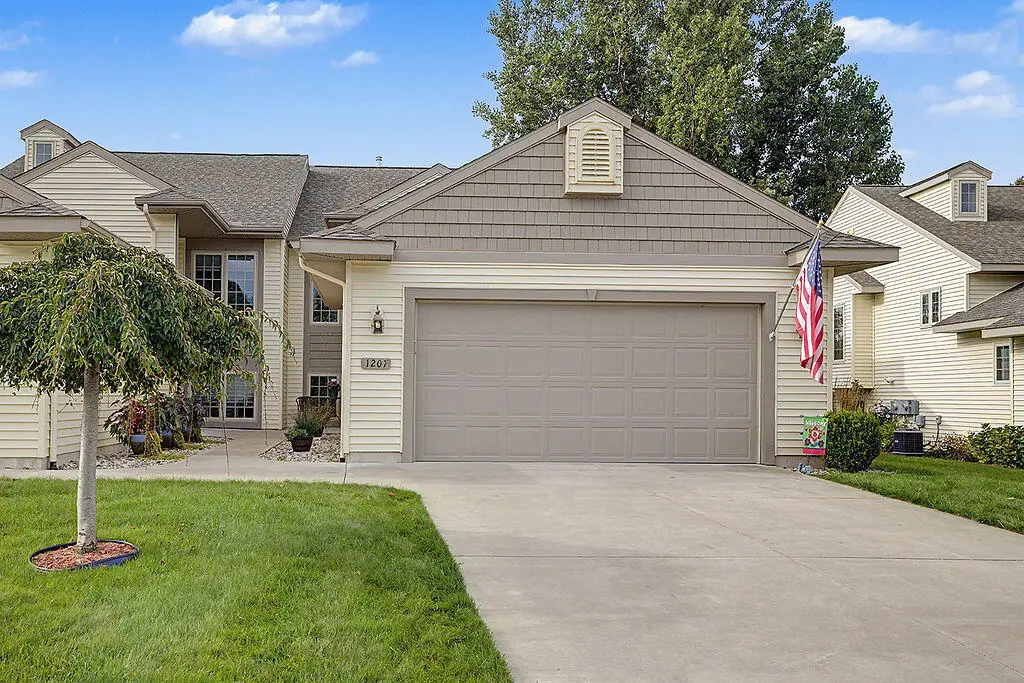 1207 S Timberview Drive, Whitehall, MI 49461 - #1
