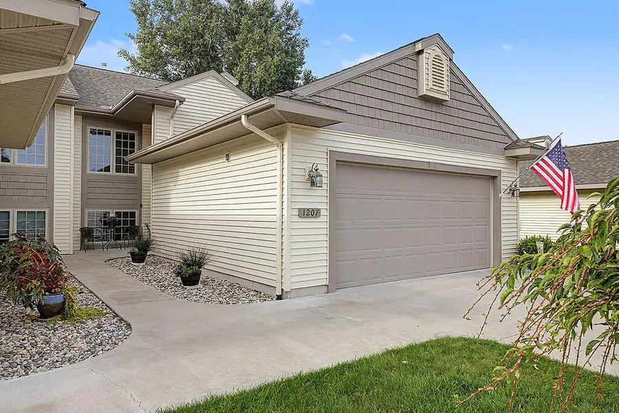 1207 S Timberview Drive, Whitehall, MI 49461 - #2