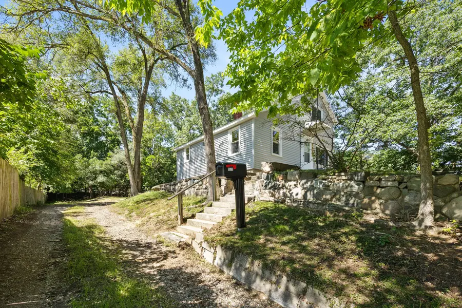 1071 Bristol Avenue Nw, Grand Rapids, MI 49504 - #2