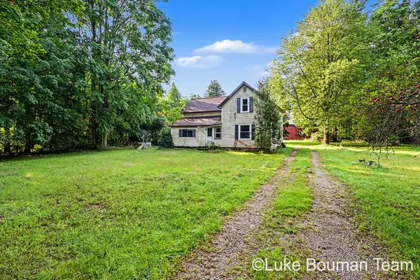 13480 Hickory Street, Fruitport, MI 49415