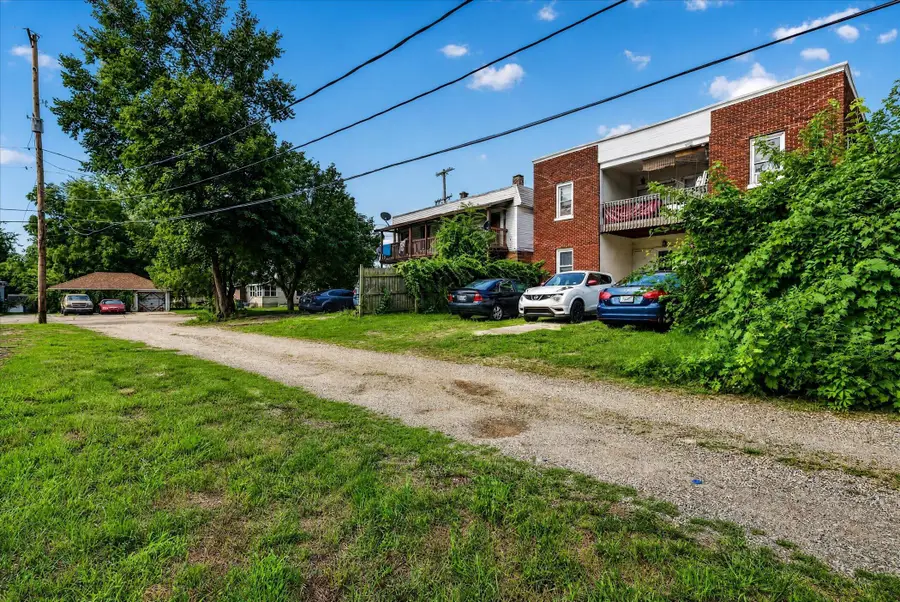 1054 Ionia Avenue Sw, Grand Rapids, MI 49507 - #3