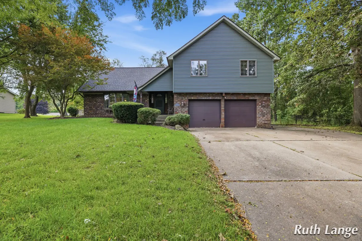 247 Trickovic Lane, Battle Creek, MI 49014 - #1