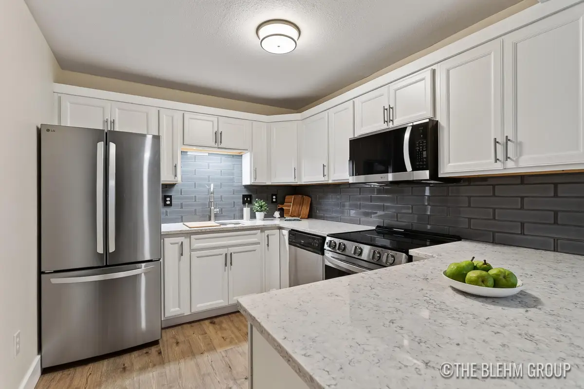 3414 Devonwood Hills Ne #A, Grand Rapids, MI 49525 - #1