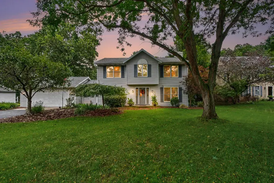 3055 Riverwoods Drive Ne, Rockford, MI 49341 - #2
