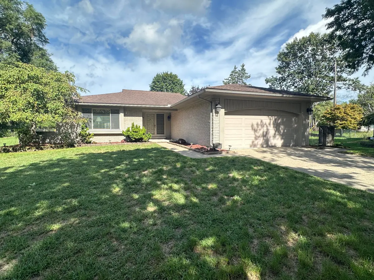 18975 Bainbridge Avenue, Livonia, MI 48152 - #1