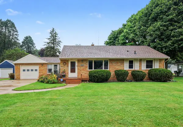 1512 Kensington Drive, Jackson, MI 49203