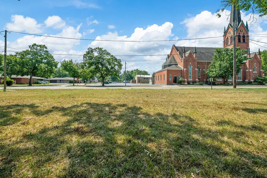 124 S State Street, Niles, MI 49120 - #3