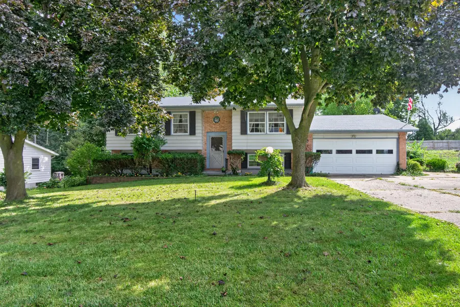 611 Charleston Road, Lansing, MI 48917 - #3