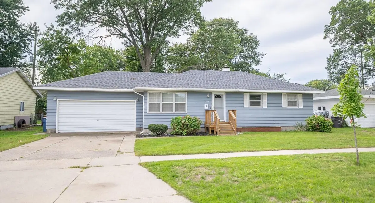 1355 W Broadway Avenue, Muskegon, MI 49441 - #1
