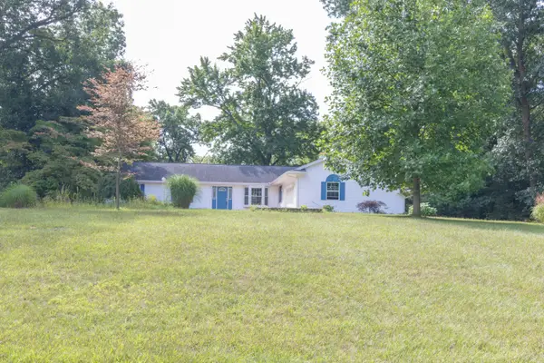 15593 Shady Lane, Three Rivers, MI 49093