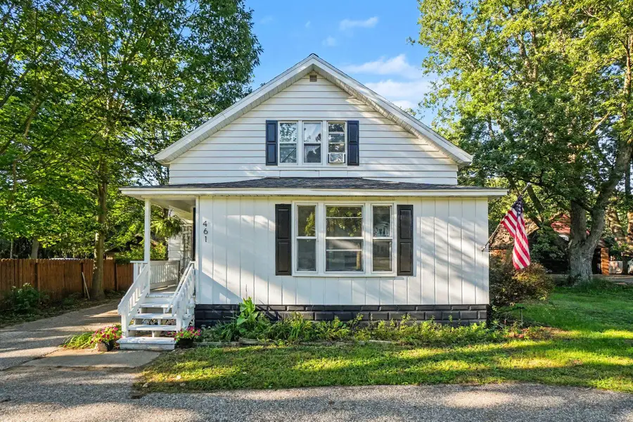 461 W Lakewood Boulevard, Holland, MI 49424 - #2