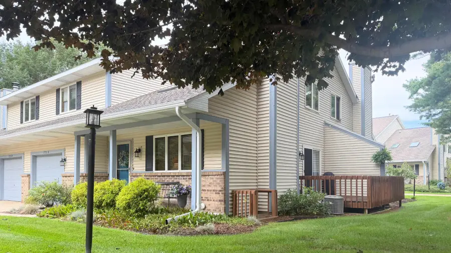 17511 Parkwood Drive #B, Spring Lake, MI 49456 - #2
