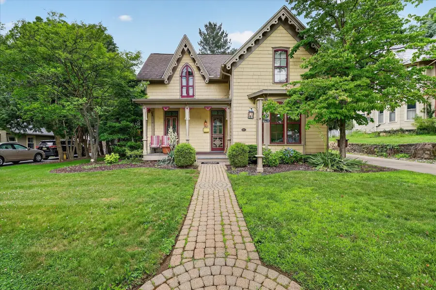 347 N Madison Street, Marshall, MI 49068 - #2