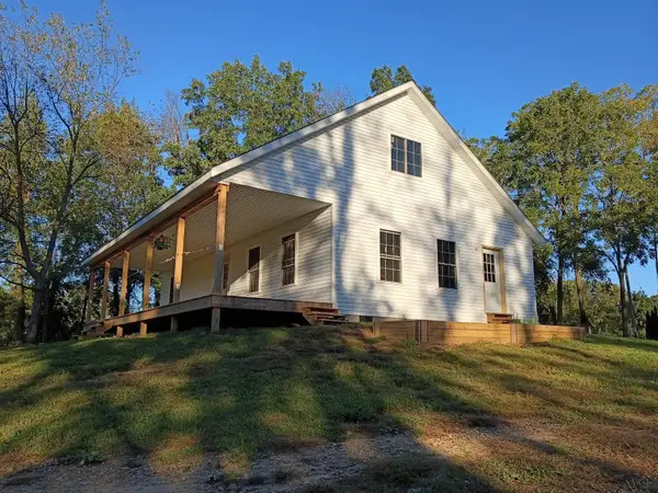 28280 D Drive N, Albion, MI 49224