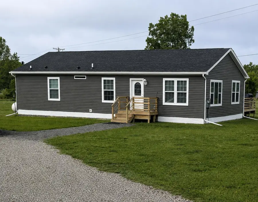 823 Hammont Street, Owosso, MI 48867 - #2