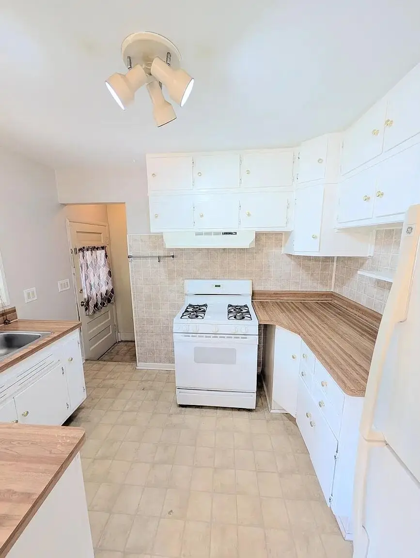 2734 Hampshire Road, Ann Arbor, MI 48104 - #3