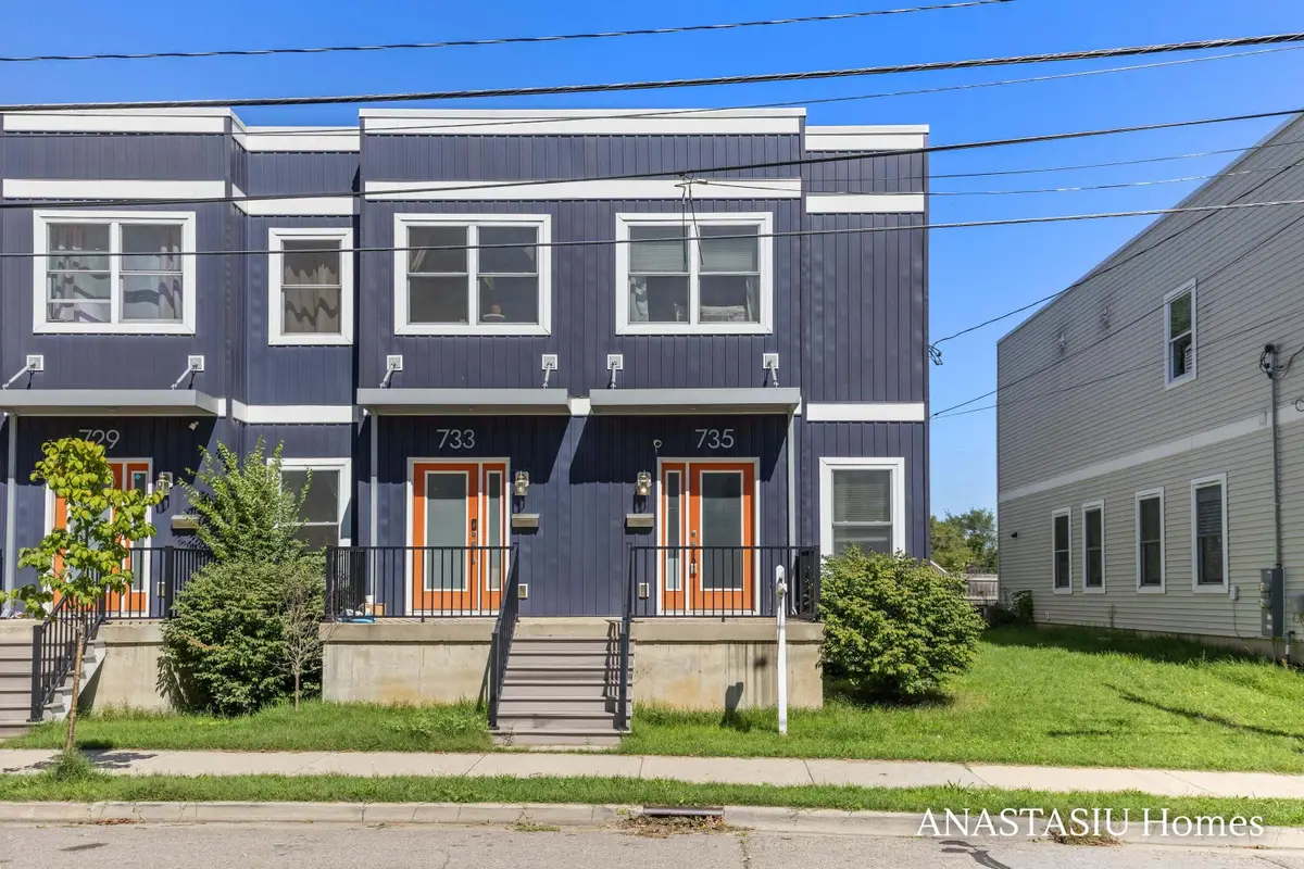 735 Bates Street Se, Grand Rapids, MI 49503 - #1