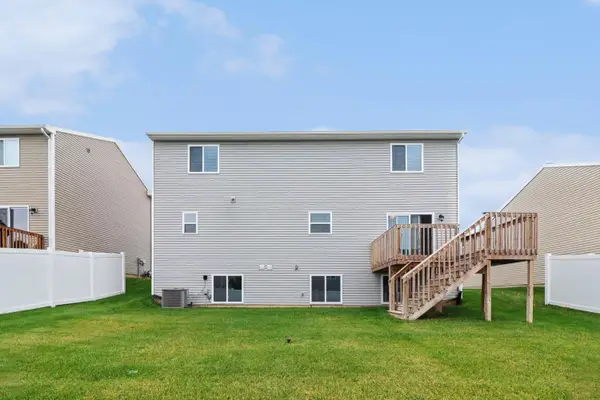 2928 Sycamore River Drive, Fowlerville, MI 48836