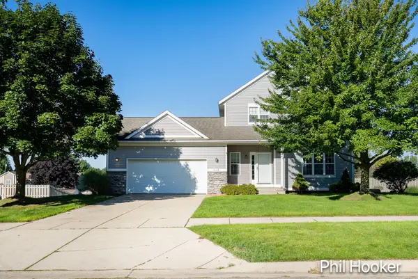 2125 Orchard Ridge Drive Nw, Grand Rapids, MI 49534