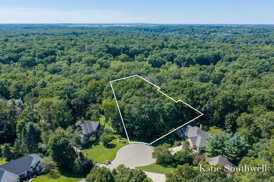 7670 Wood Violet Court Se, Grand Rapids, MI 49546 - #2
