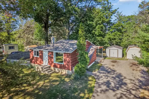 16849 Highland Avenue, Spring Lake, MI 49456