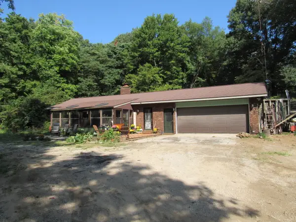 26150 Featherstone Road, Sturgis, MI 49091