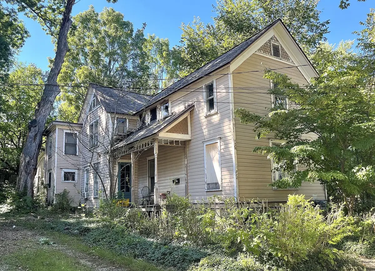 840 Village Street, Kalamazoo, MI 49008 - #1
