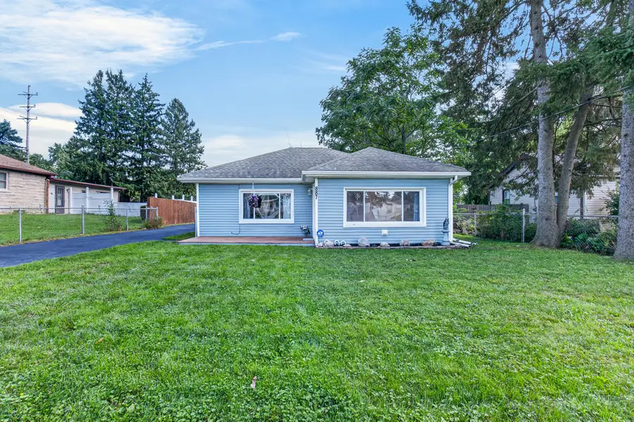 887 Bryant Avenue, Jackson, MI 49202 - #2