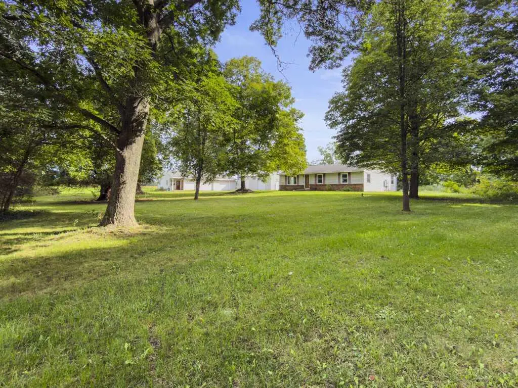 1117 9th Street, Plainwell, MI 49080 - #1