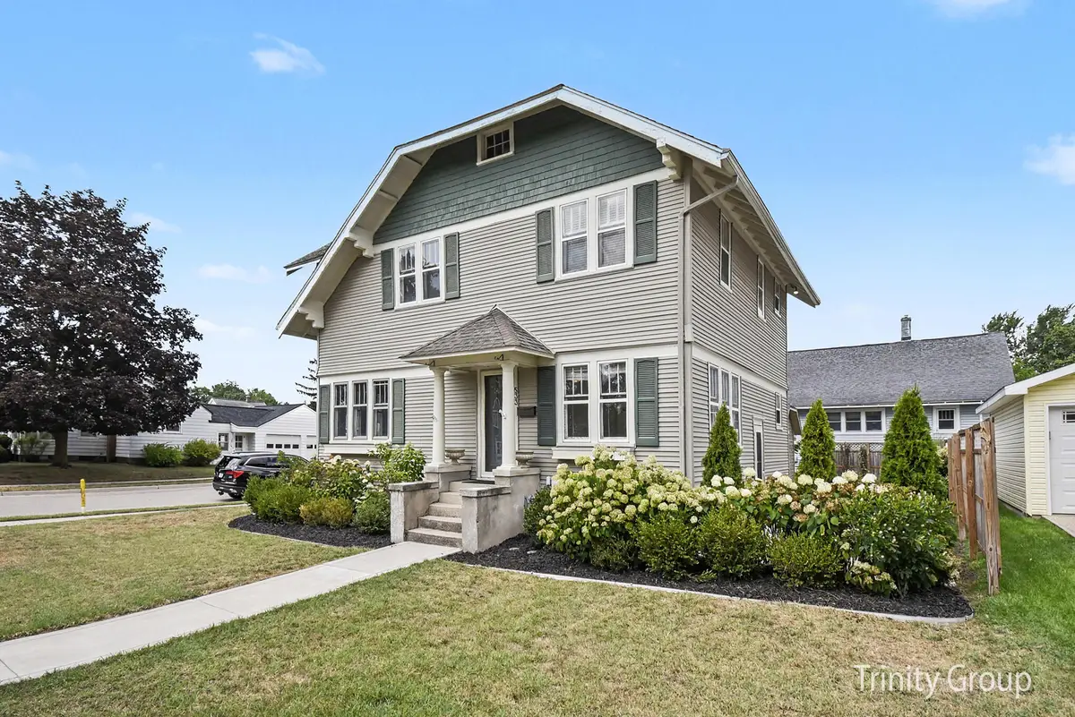533 E Central Avenue, Zeeland, MI 49464 - #1