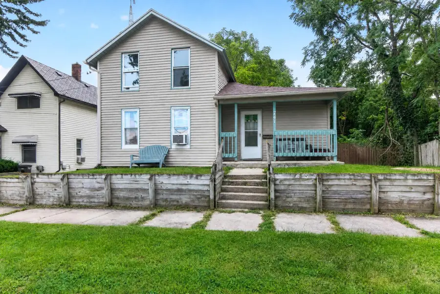741 Kennedy Street, Jackson, MI 49202 - #3