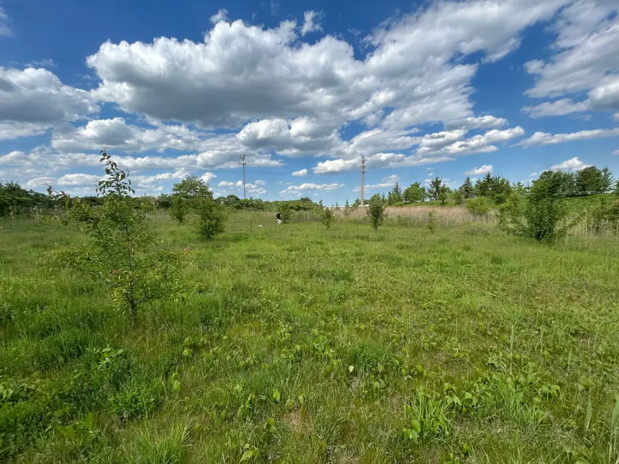 1075 Henze Drive Nw, Comstock Park, MI 49321 - #3