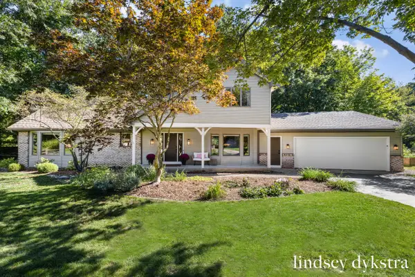 7395 Whispering Ridge Street Se, Grand Rapids, MI 49546