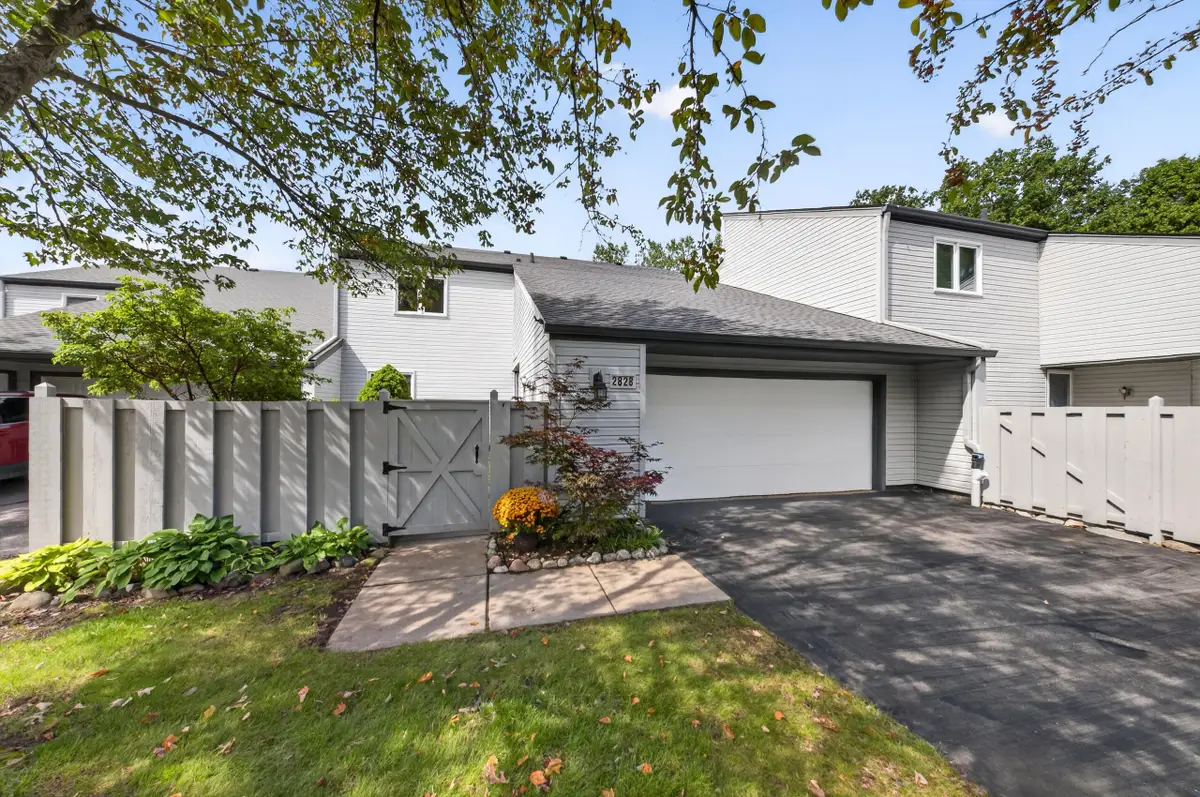 2828 Monte Vista Avenue, Brighton, MI 48114 - #1