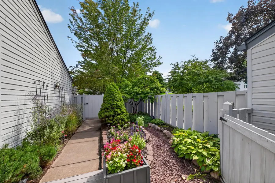 2828 Monte Vista Avenue, Brighton, MI 48114 - #3