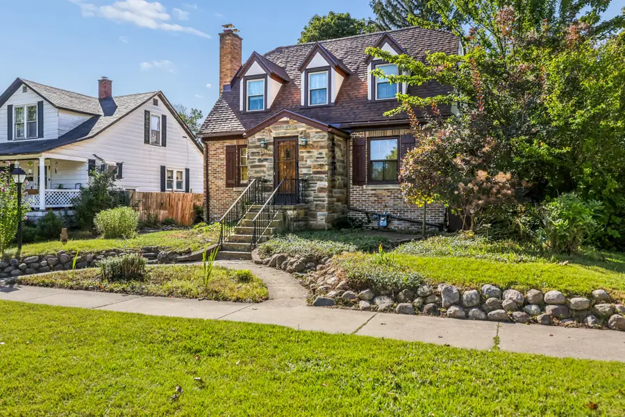 1053 W Forest Avenue, Muskegon, MI 49441 - #3