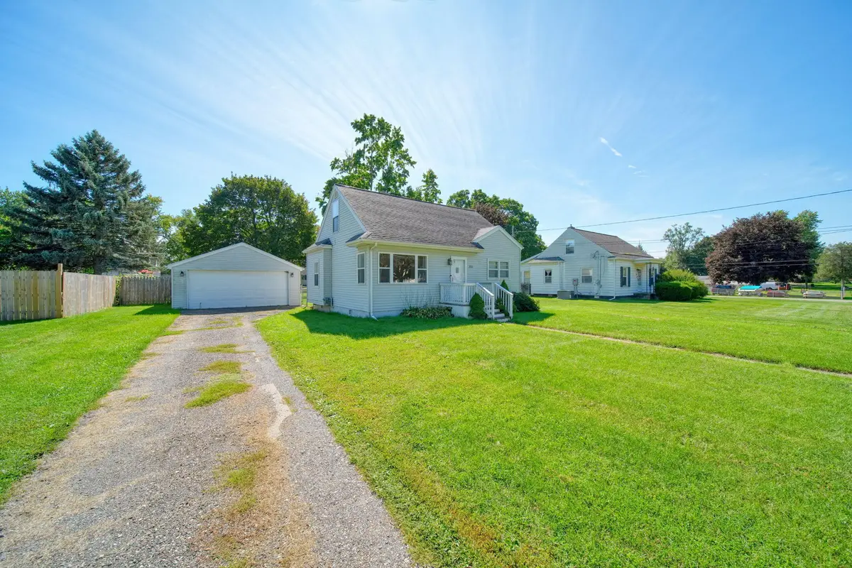 2313 W North Street, Jackson, MI 49202 - #1