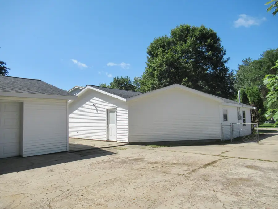 1018 N Mingo Street, Albion, MI 49224 - #2