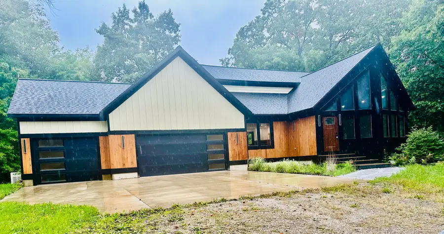 1505 N Green Creek Road, Muskegon, MI 49445 - #2