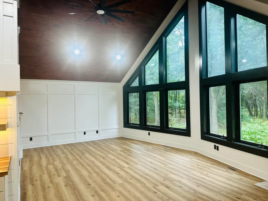 1505 N Green Creek Road, Muskegon, MI 49445 - #3