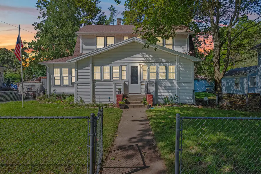 90 N Norwood Avenue, Hillsdale, MI 49242 - #2